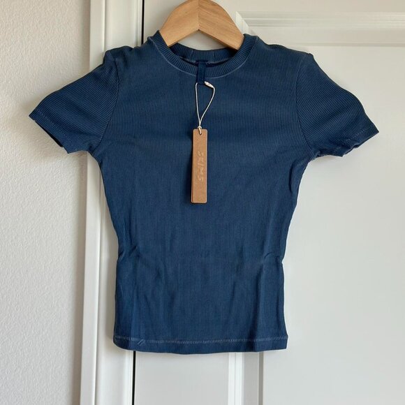 Skims Cotton Rib T-Shirt in Harbor, Size XXS - Picture 5 of 7